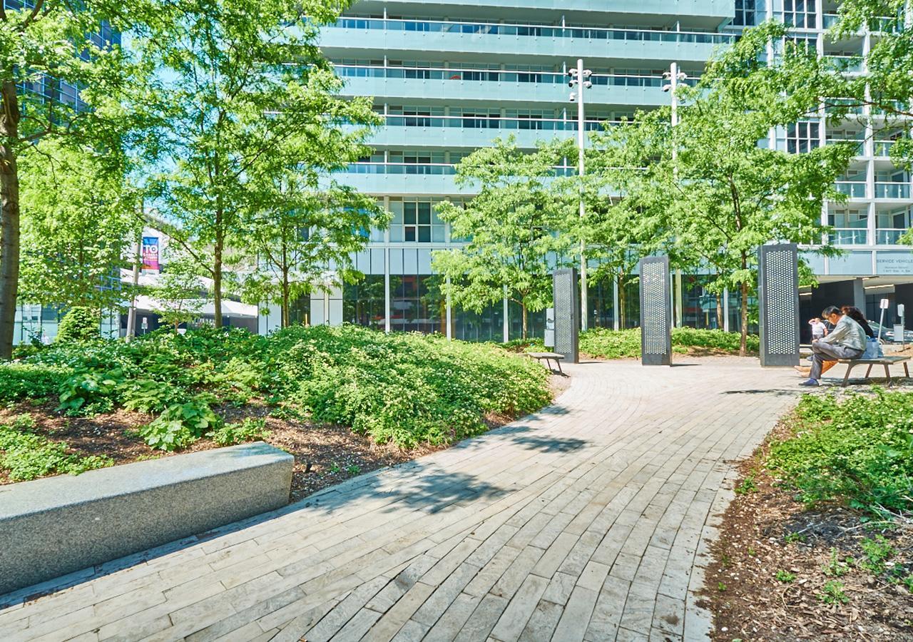 Diamond Suite Toronto Exterior photo