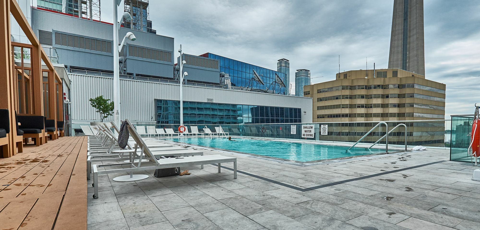 Diamond Suite Toronto Exterior photo